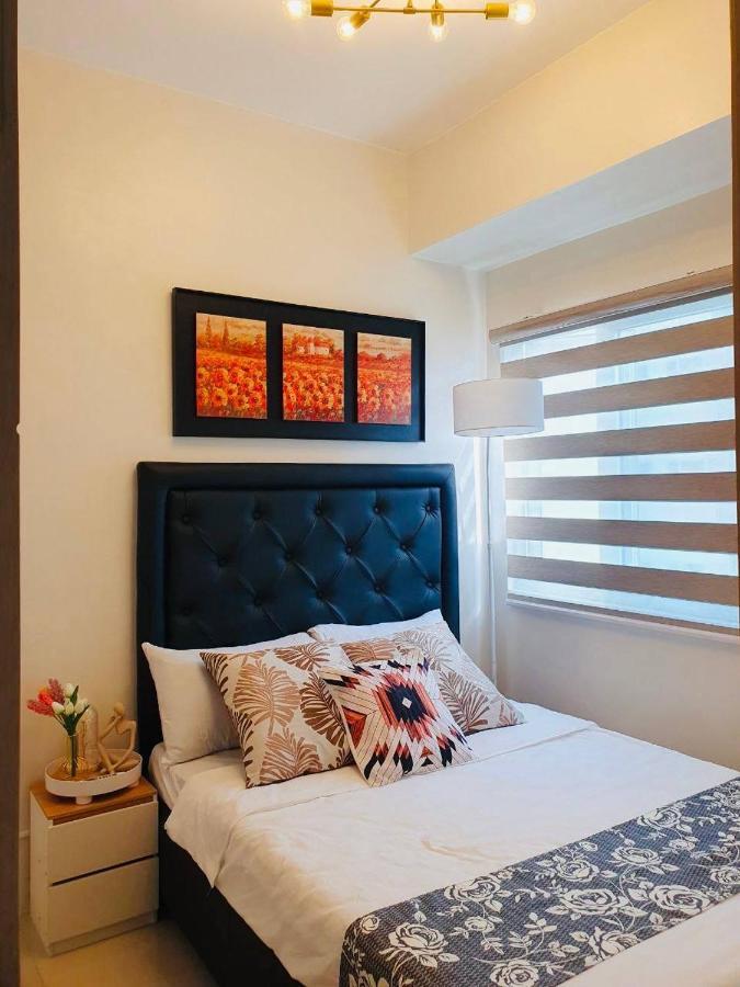 2 Bedroom Condo Vine Residences Quezon City With Pool Wifi Karaoke Board Games Netflix Екстериор снимка