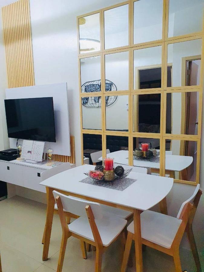 2 Bedroom Condo Vine Residences Quezon City With Pool Wifi Karaoke Board Games Netflix Екстериор снимка