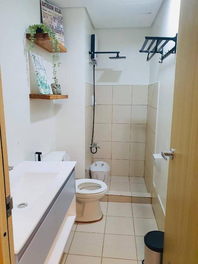 2 Bedroom Condo Vine Residences Quezon City With Pool Wifi Karaoke Board Games Netflix Екстериор снимка