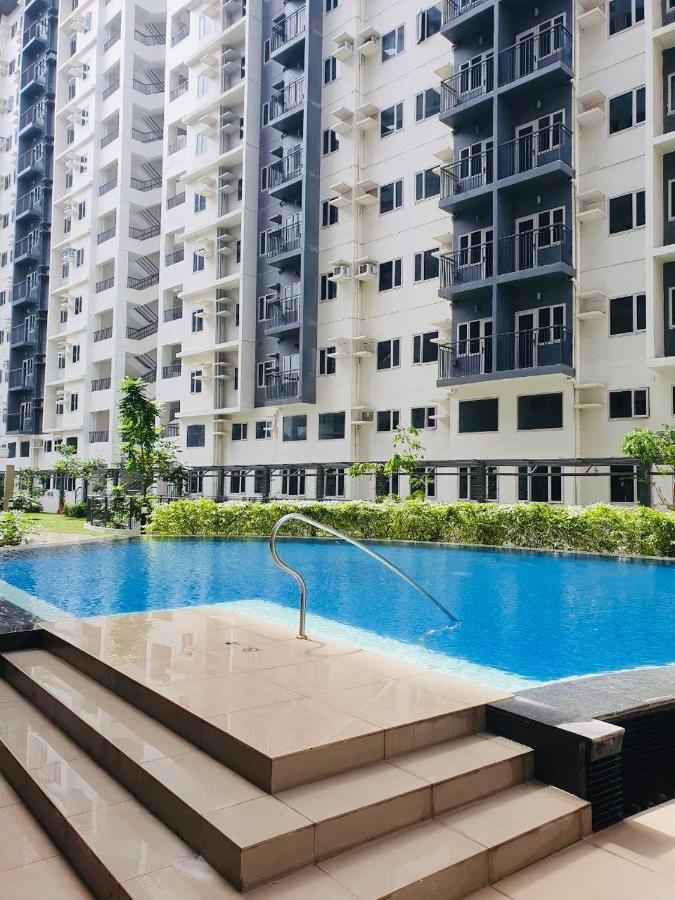 2 Bedroom Condo Vine Residences Quezon City With Pool Wifi Karaoke Board Games Netflix Екстериор снимка