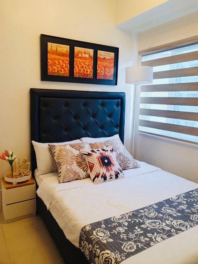2 Bedroom Condo Vine Residences Quezon City With Pool Wifi Karaoke Board Games Netflix Екстериор снимка