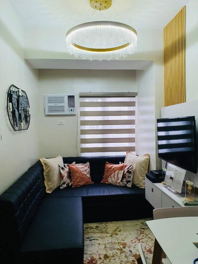 2 Bedroom Condo Vine Residences Quezon City With Pool Wifi Karaoke Board Games Netflix Екстериор снимка